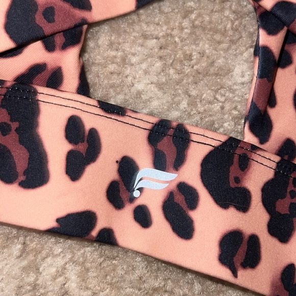 Fabletics - Picture 2 of 2